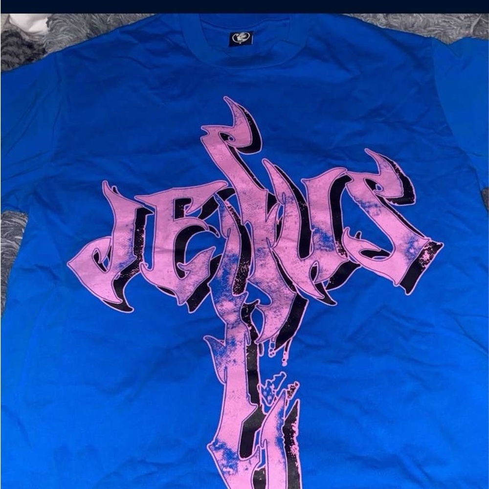 A blue Hell star shirt send me offers